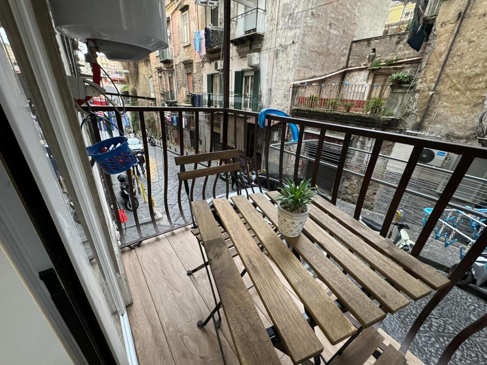 Pizzaiola'S Home 나폴리 외부 사진