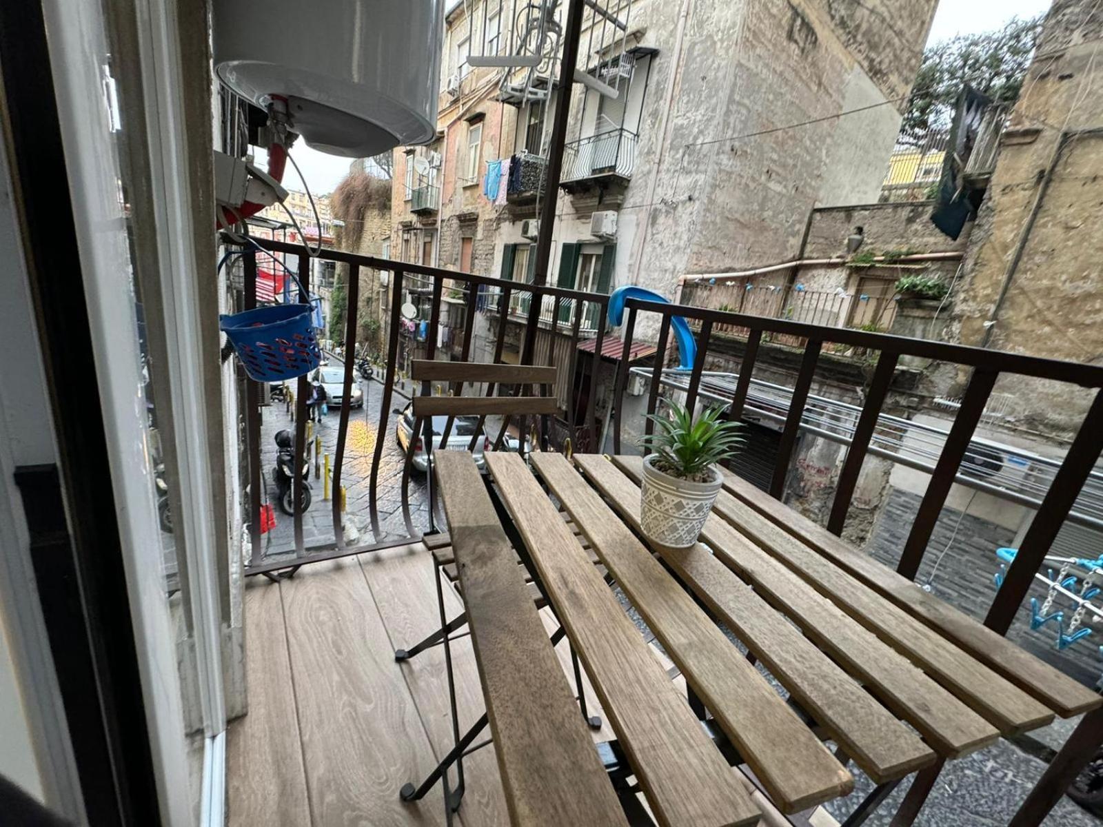 Pizzaiola'S Home 나폴리 외부 사진