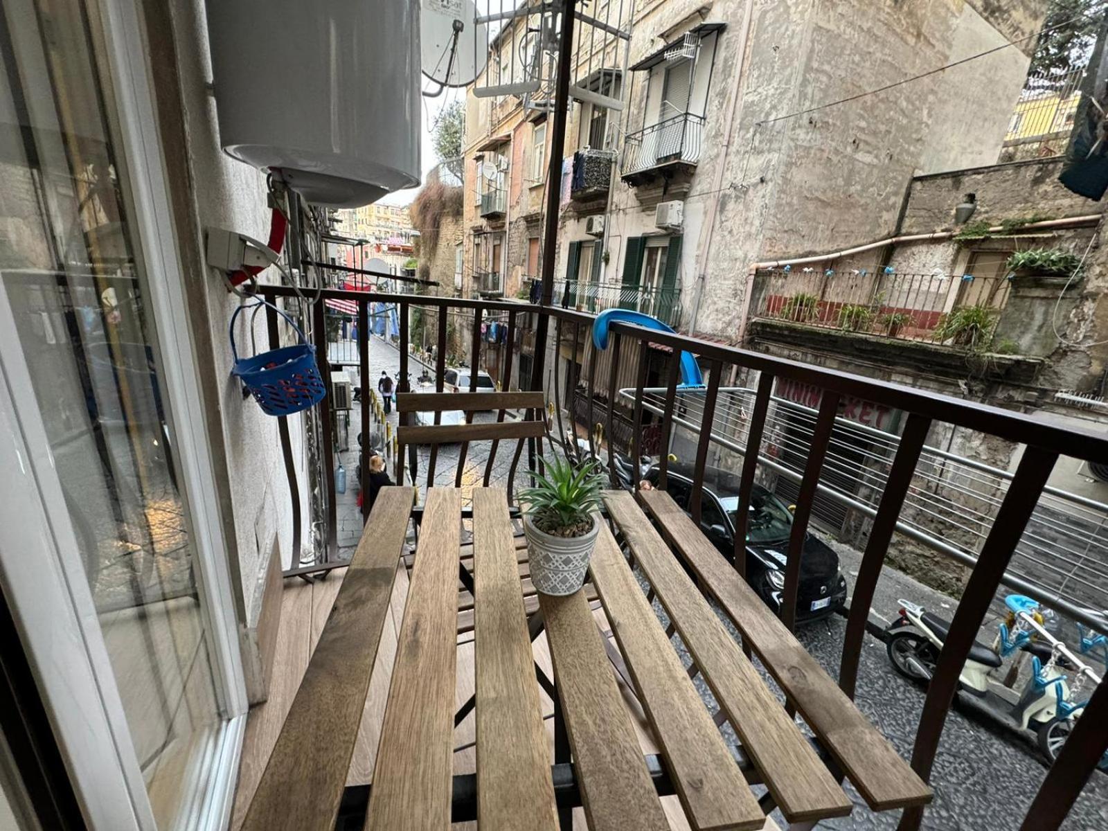 Pizzaiola'S Home 나폴리 외부 사진